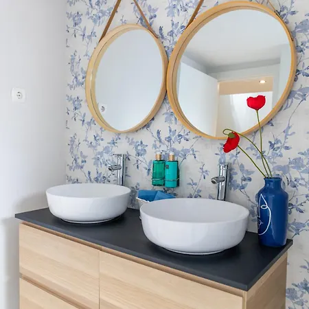 Ab Properties: Design House - Golden Mile Retreat Holiday home *